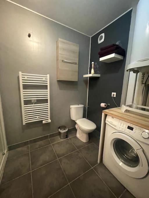 Grand Studio Avec Coin Nuit, Proche Mer Et Montagnes Roquebrune-sur-Argens Eksteriør billede